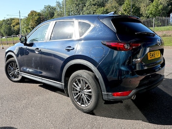 Used Mazda CX-5 2018 for sale - 76041577: Photo 2