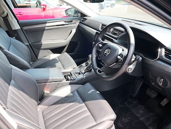 Used Skoda Superb 2023 for sale - 78674441: Photo