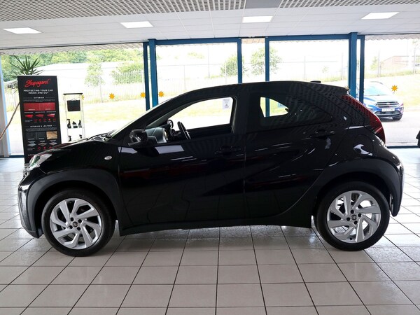 Used Toyota AYGO 2023 for sale - 74609448: Photo 10