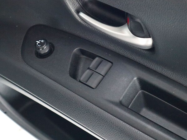Used Toyota AYGO 2023 for sale - 74609448: Photo 23