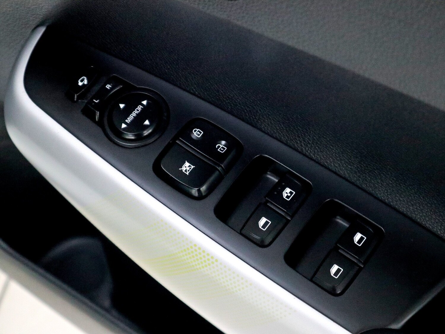 Used Kia Picanto 2024 for sale - 76165363: Photo 25