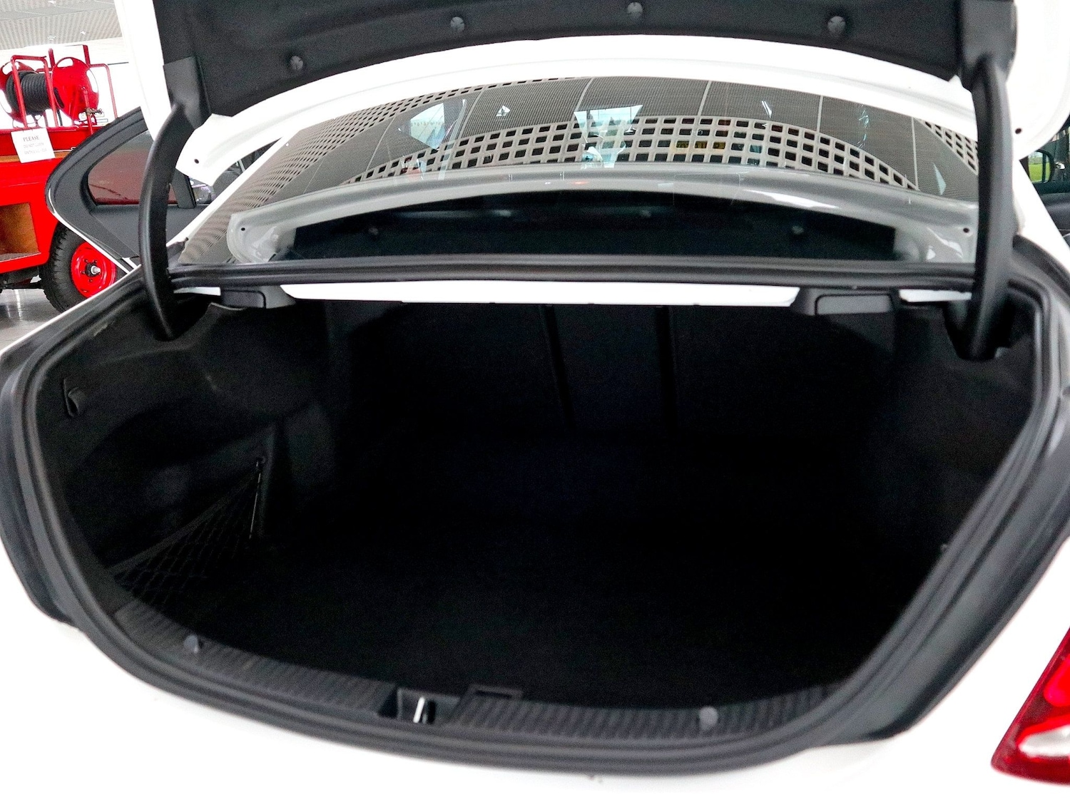 Used Mercedes-Benz C Class 2017 for sale - 76864216: Photo 20