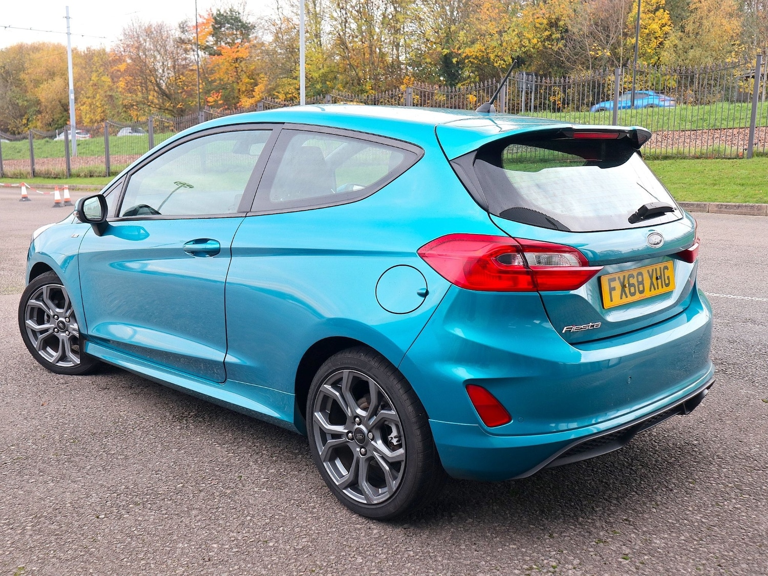 Used Ford Fiesta 2018 for sale - 76497631: Photo 2