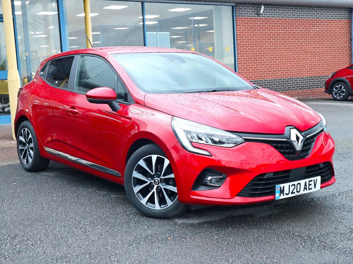 Used Renault Clio 2020 for sale - 76431082: Photo 1