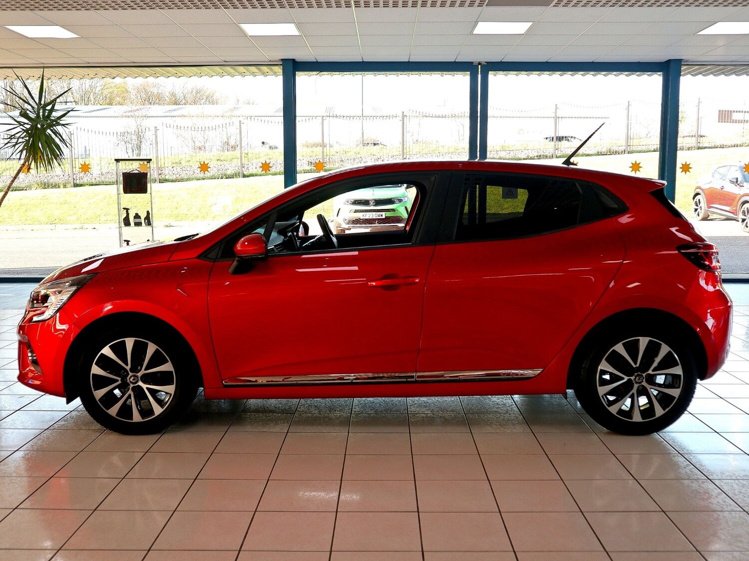 Used Renault Clio 2020 for sale - 76431082: Photo 10