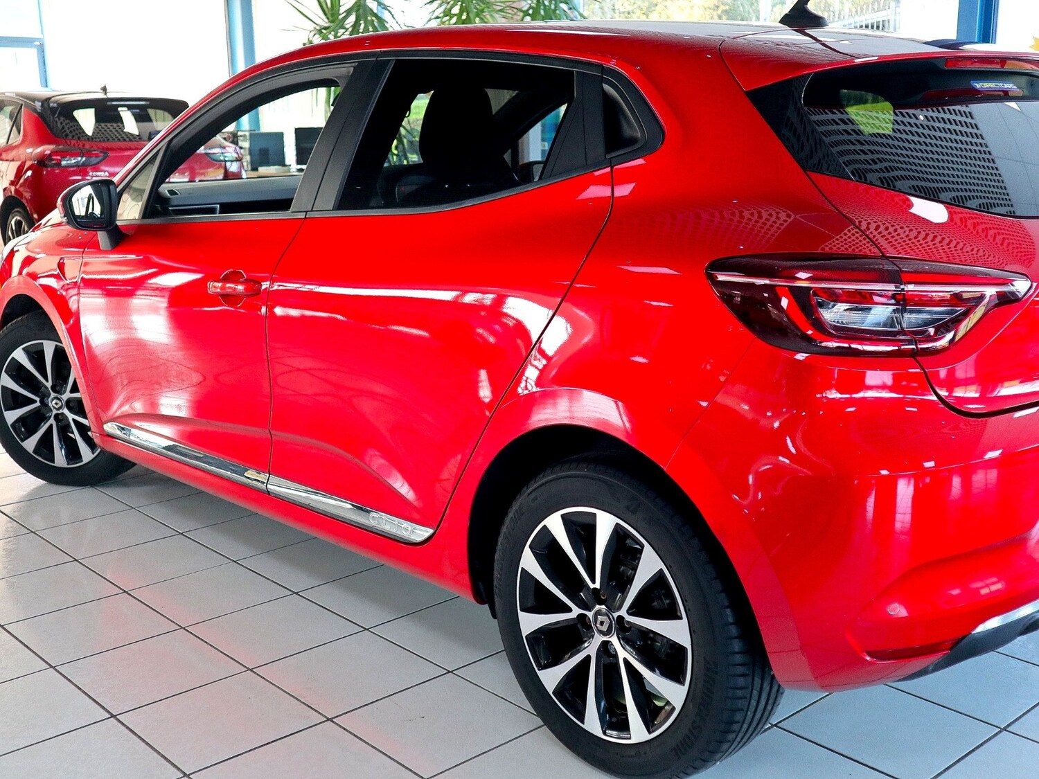 Used Renault Clio 2020 for sale - 76431082: Photo 13