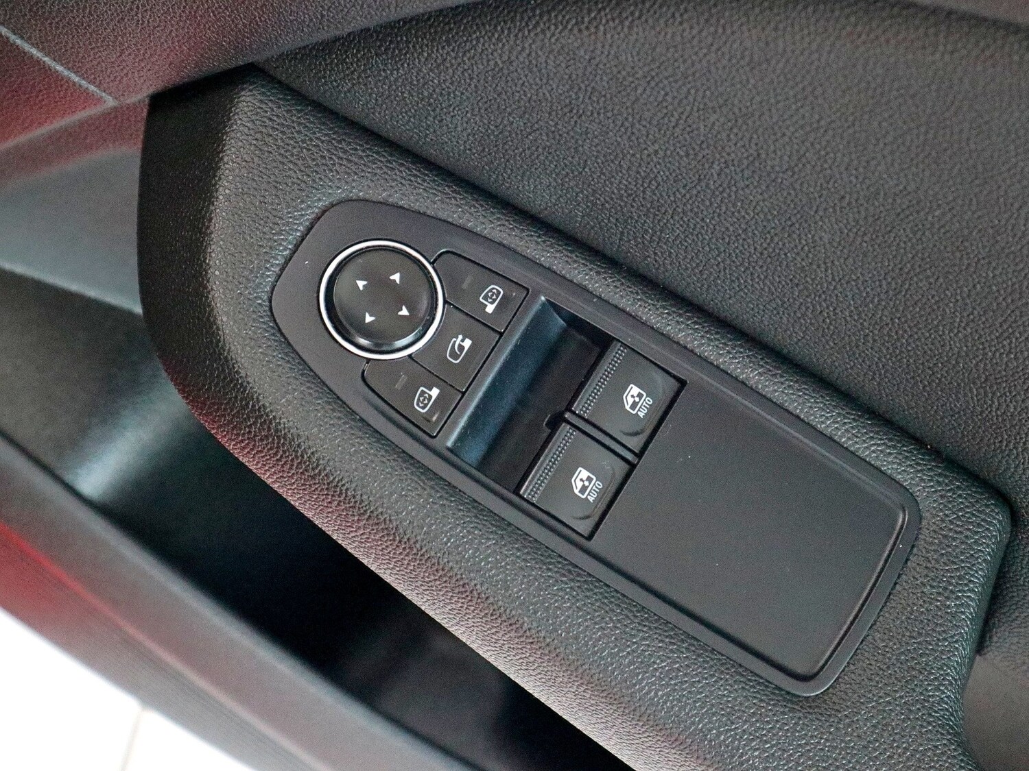 Used Renault Clio 2020 for sale - 76431082: Photo 24