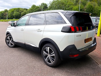 Used Peugeot 5008 2023 for sale - 78660143: Photo