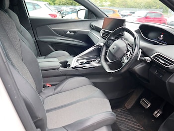 Used Peugeot 5008 2023 for sale - 78660143: Photo