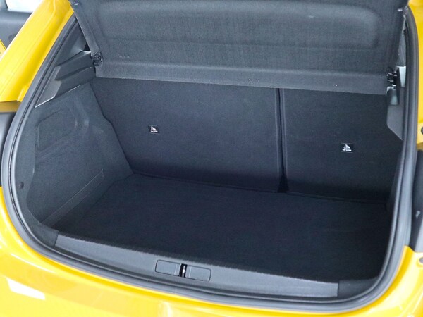 Used Peugeot 208 2022 for sale - 74347378: Photo 19