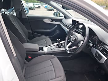 Used Audi A4 2017 for sale - 79780145: Photo