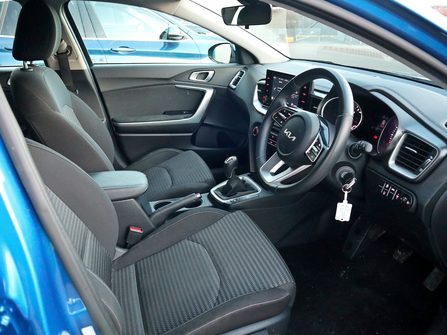 Used Kia XCeed 2024 for sale - 77008435: Photo 3