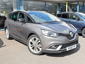 Used Renault Grand Scenic 2019 for sale - 78559276: Photo
