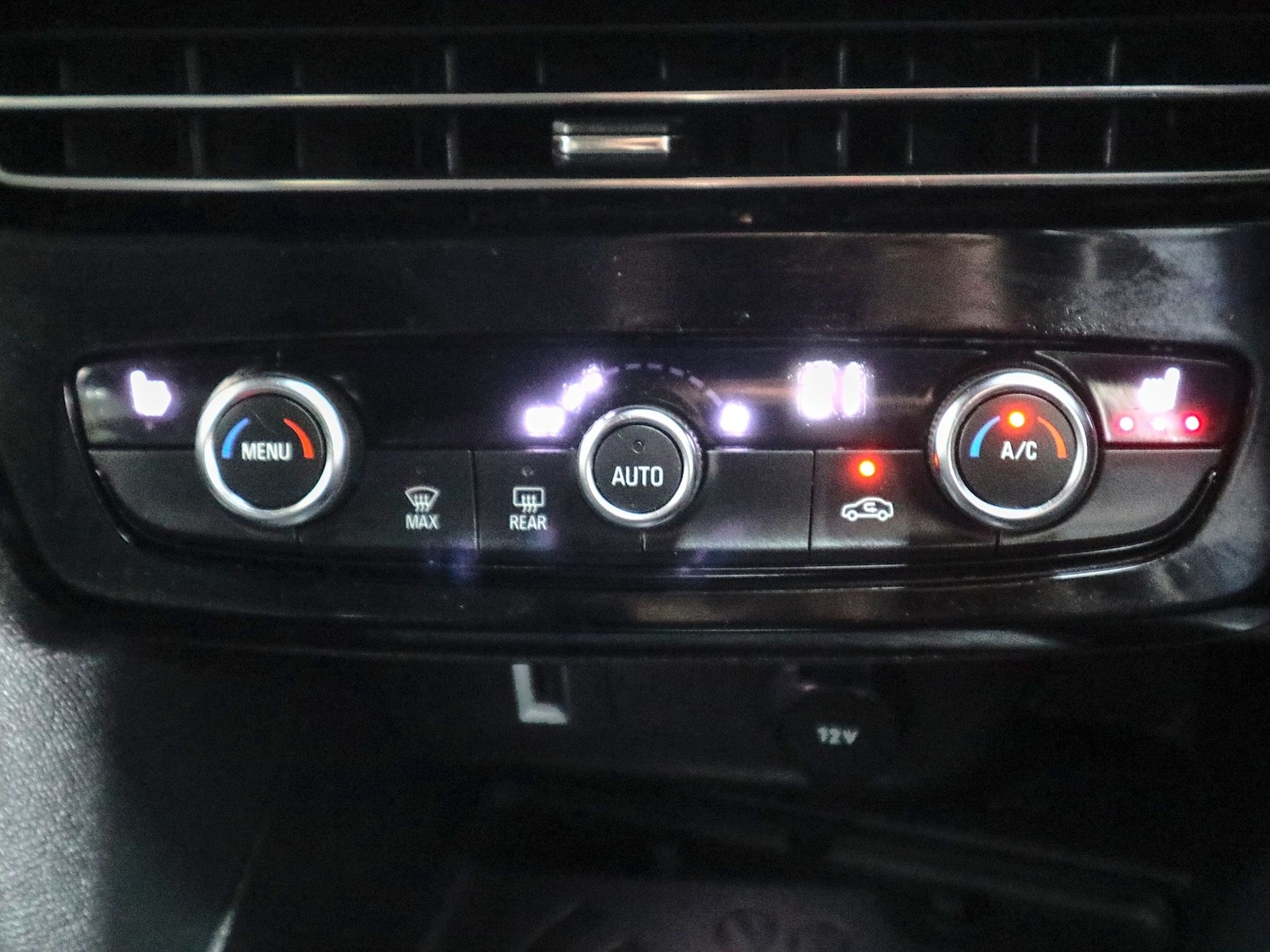 Used Vauxhall Mokka 2023 for sale - 77370889: Photo 34