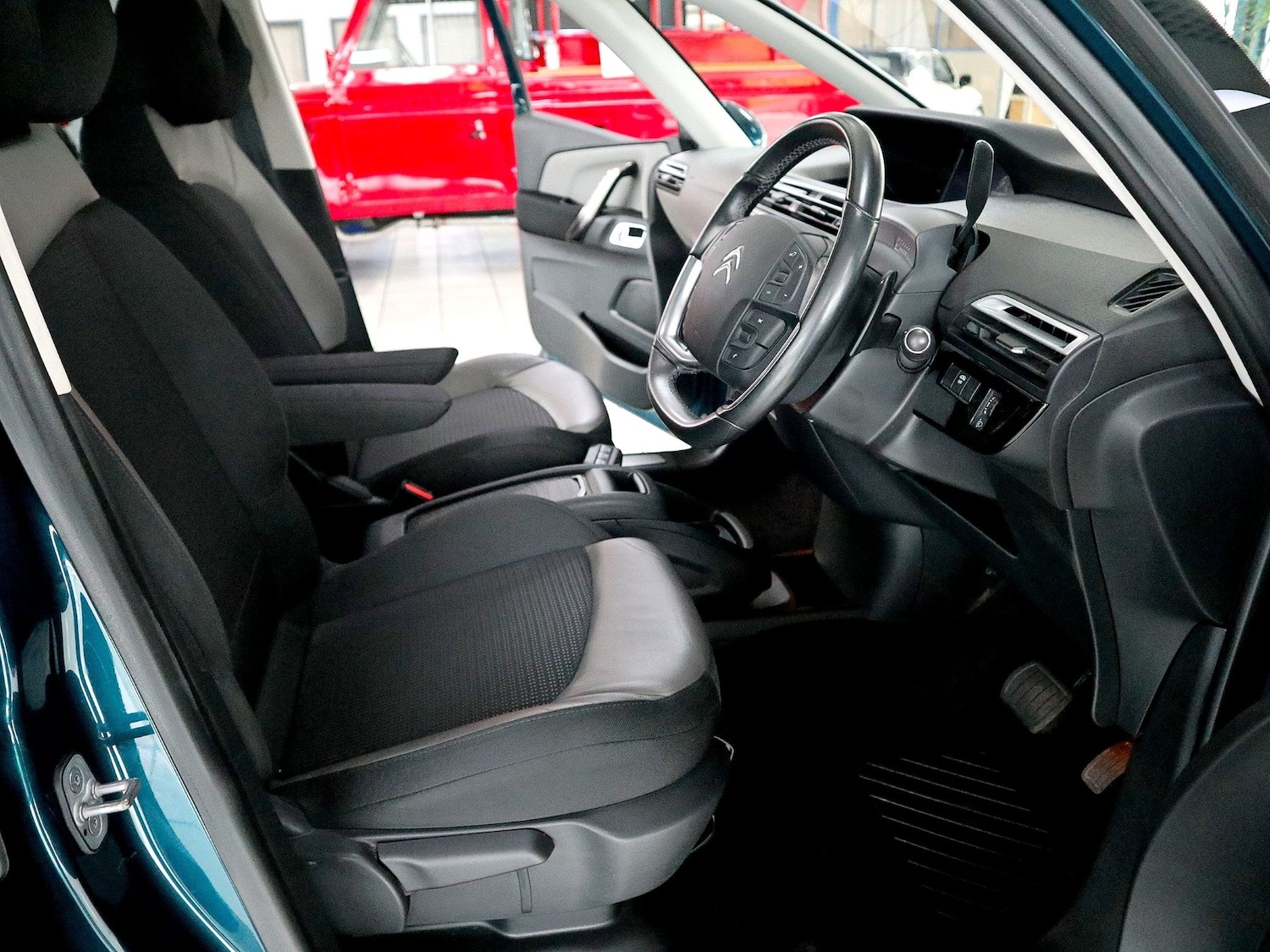 Used Citroen C4 Grand Picasso 2020 for sale - 77140873: Photo 3