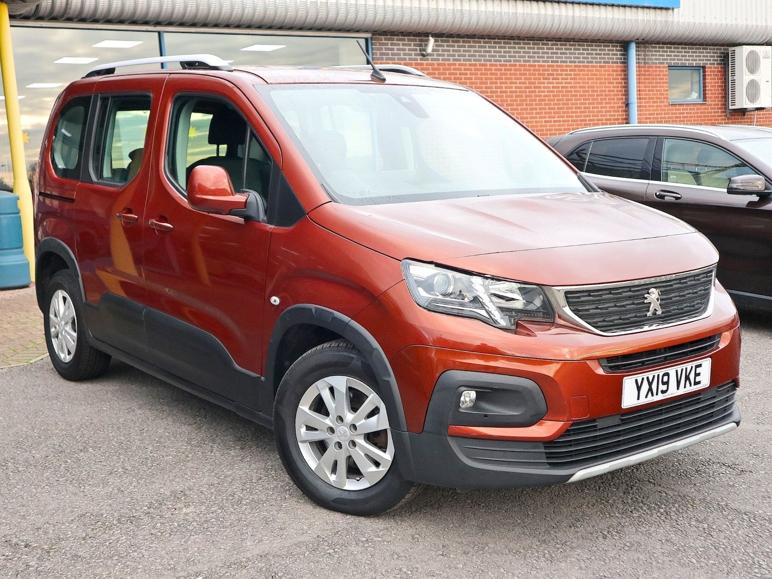 Used Peugeot Rifter 2019 for sale - 76606025: Photo 1