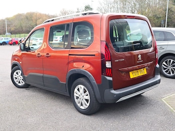 Used Peugeot Rifter 2019 for sale - 76606025: Photo