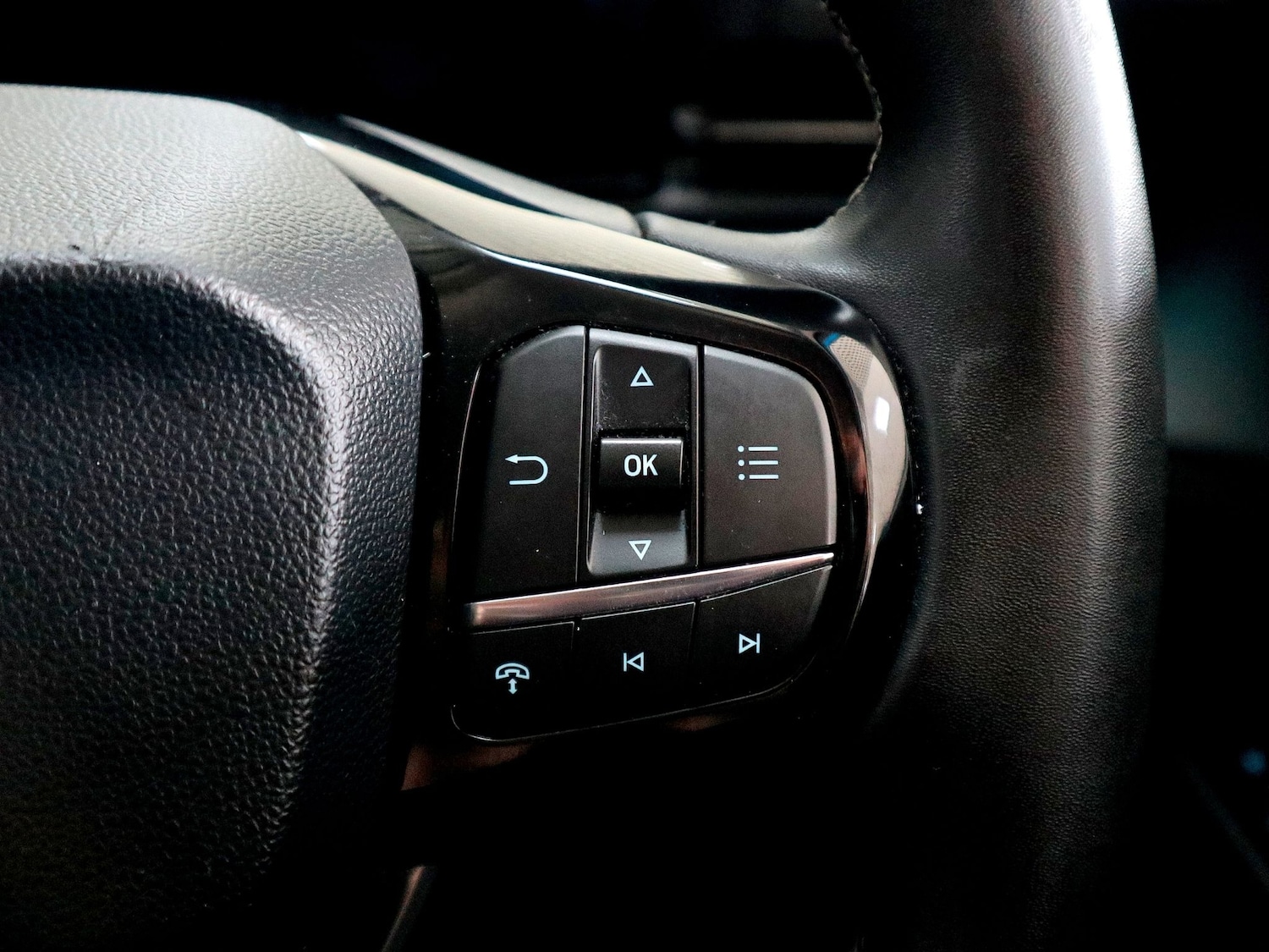 Used Ford Puma 2024 for sale - 76011938: Photo 37