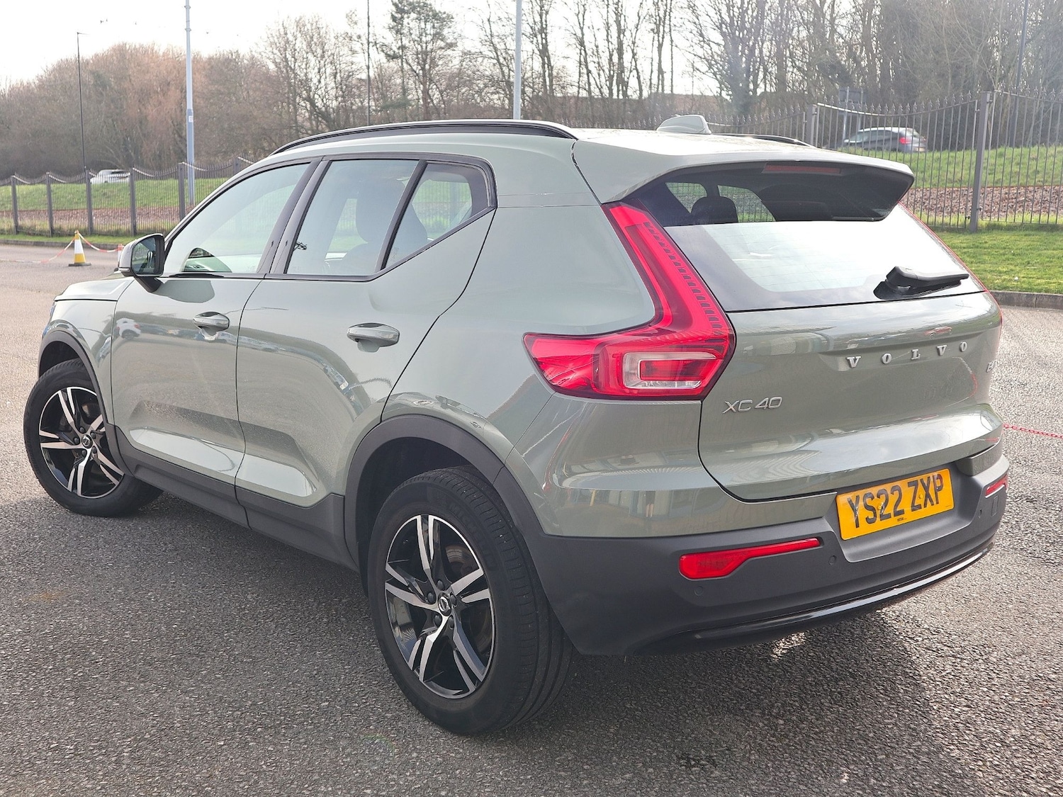 Used Volvo XC40 2022 for sale - 77766821: Photo 2