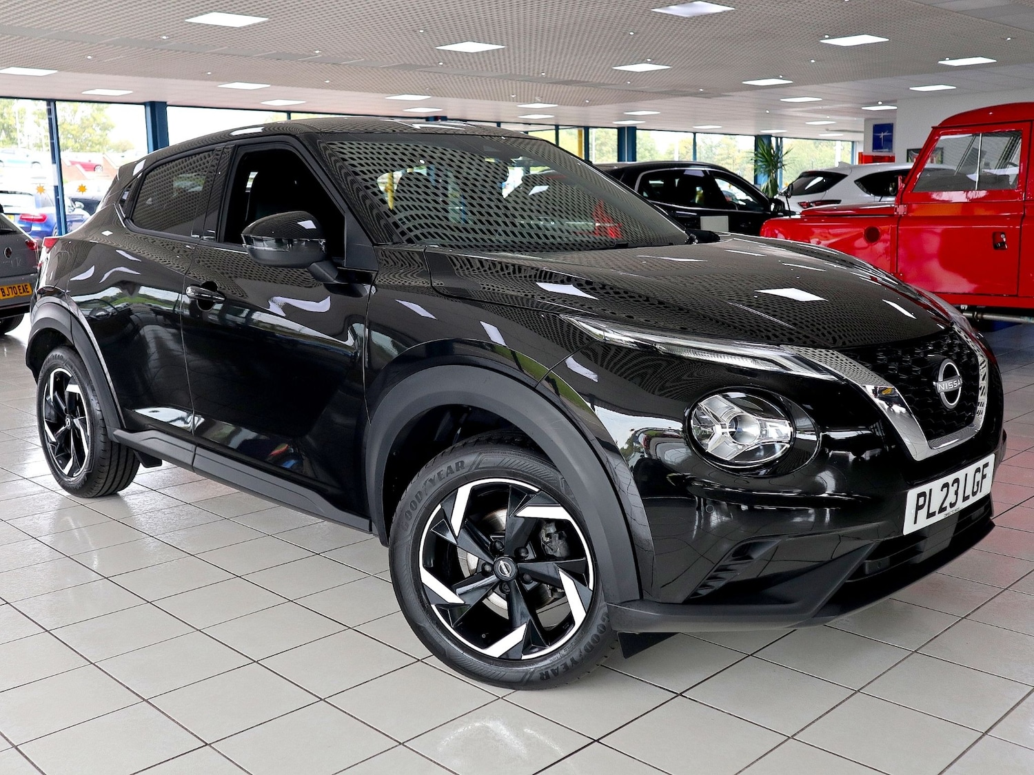 Used Nissan Juke 2023 for sale - 76011934: Photo 1