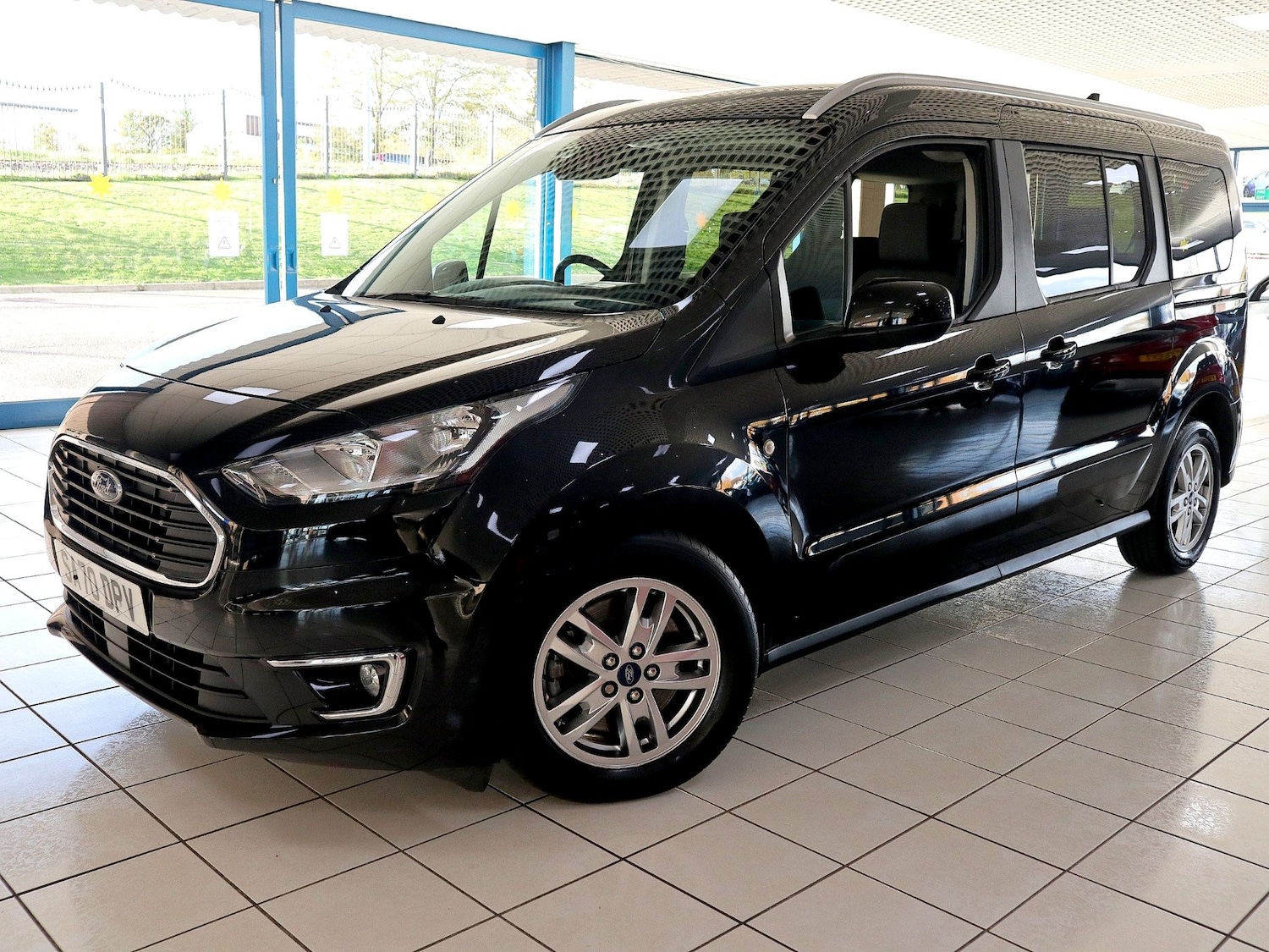 Used Ford Grand Tourneo Connect 2020 for sale - 76369495: Photo 9