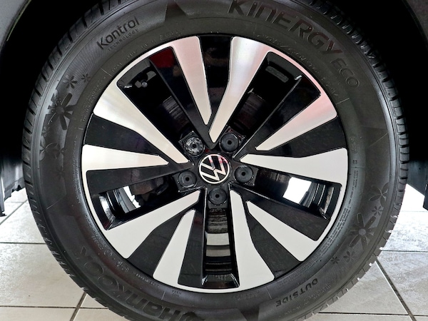 Used Volkswagen Taigo 2023 for sale - 75530311: Photo 16