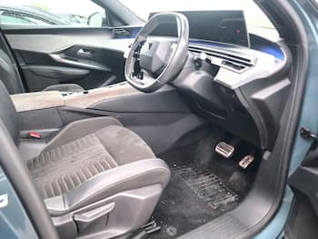 Used Peugeot E-3008 2024 for sale - 79697504: Photo