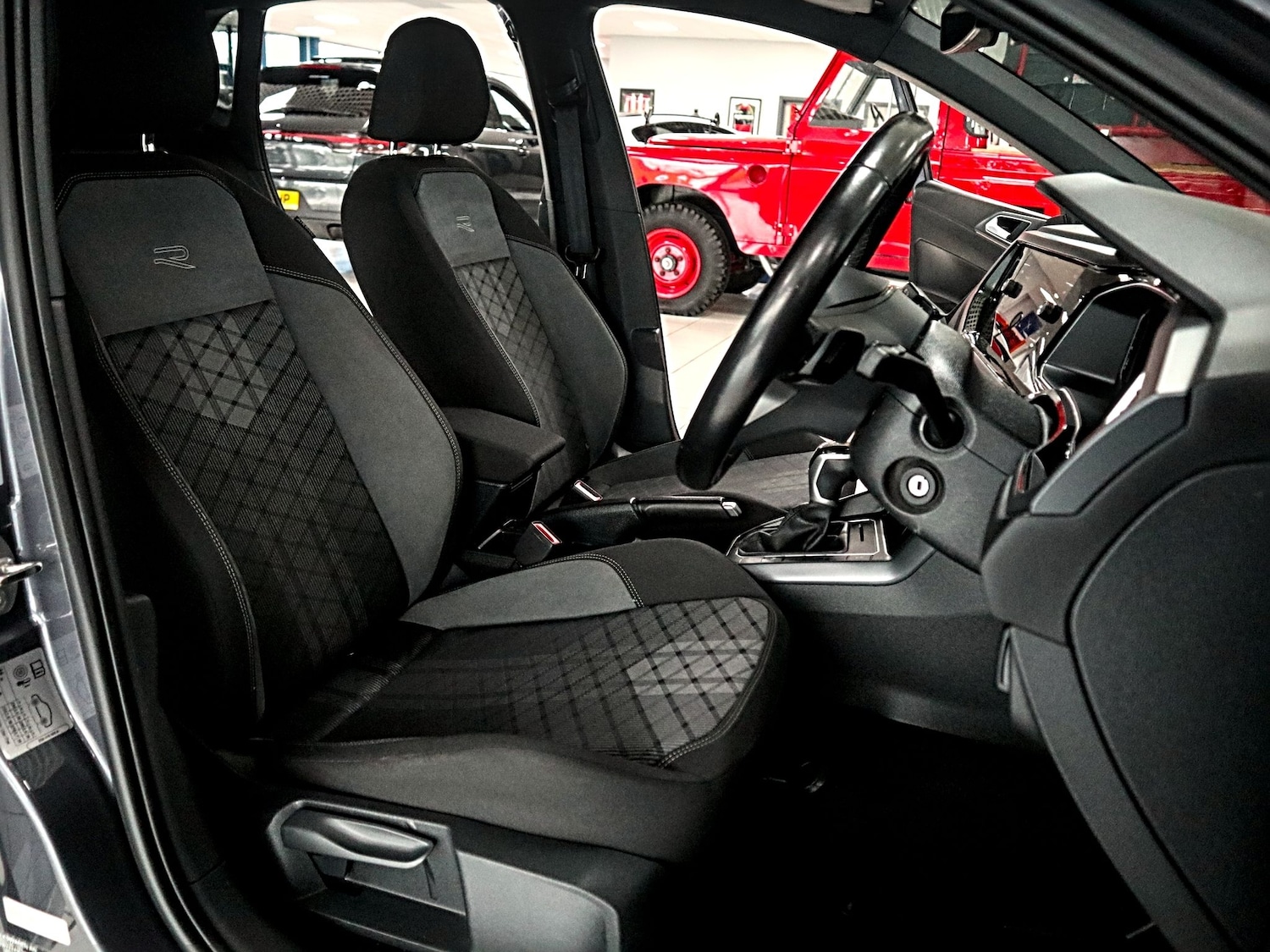 Used Volkswagen Polo 2024 for sale - 77201497: Photo 18