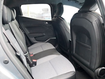 Used Renault Clio 2024 for sale - 78876876: Photo