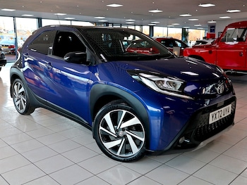 2022 - 1.0 VVT-i Exclusive 5dr Auto