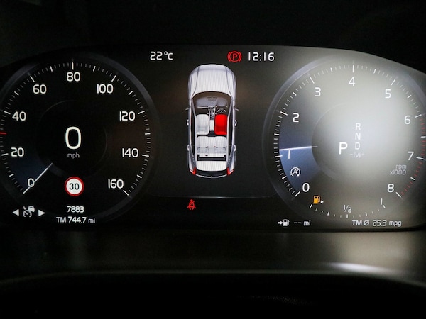 Used Volvo XC40 2021 for sale - 74886759: Photo 28