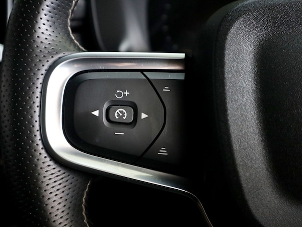 Used Volvo XC40 2021 for sale - 74886759: Photo 38