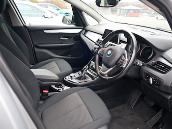 Used BMW 2 Series 2018 for sale - 76548008: Photo