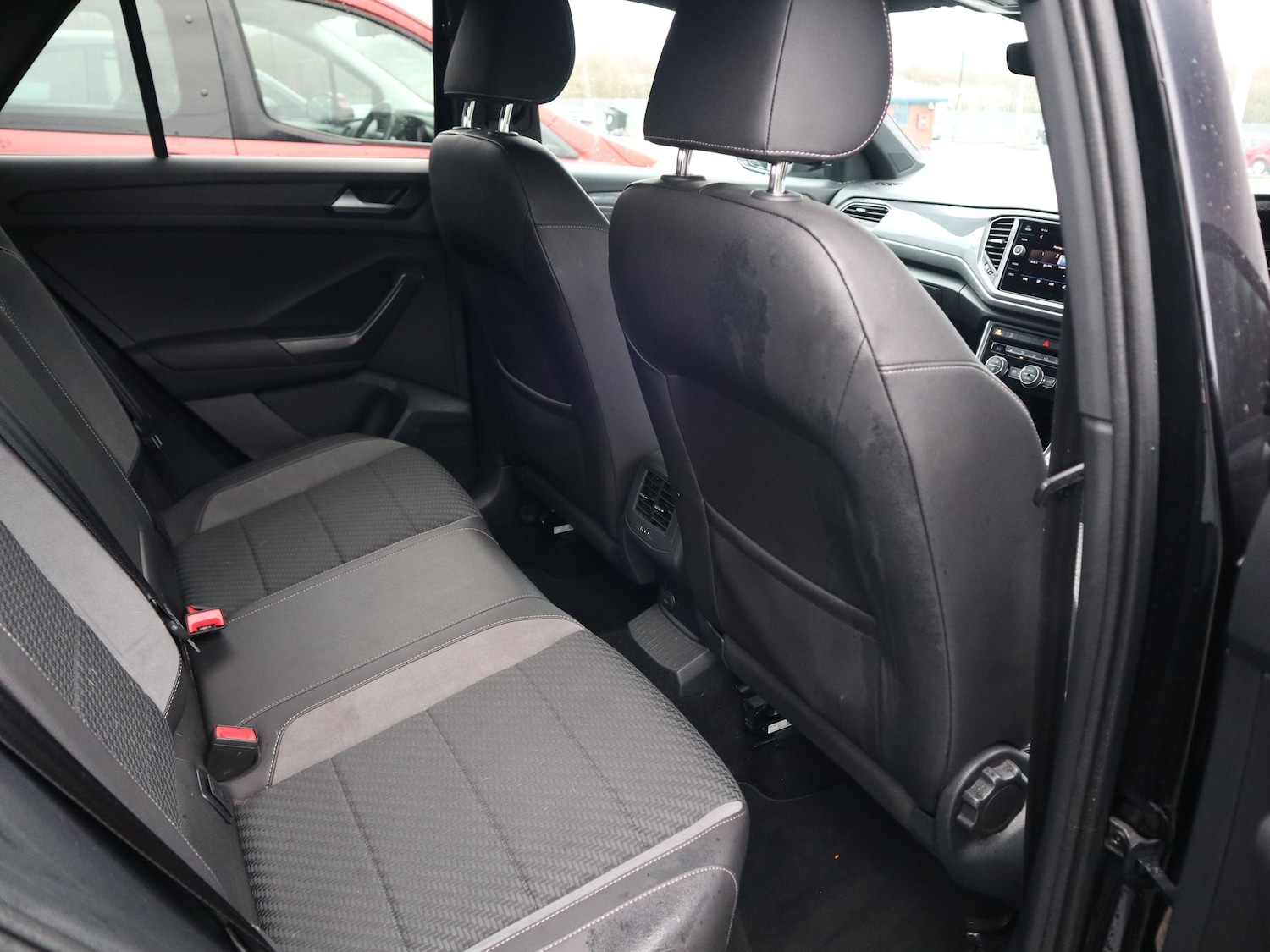 Used Volkswagen T-Roc 2020 for sale - 77154620: Photo 4