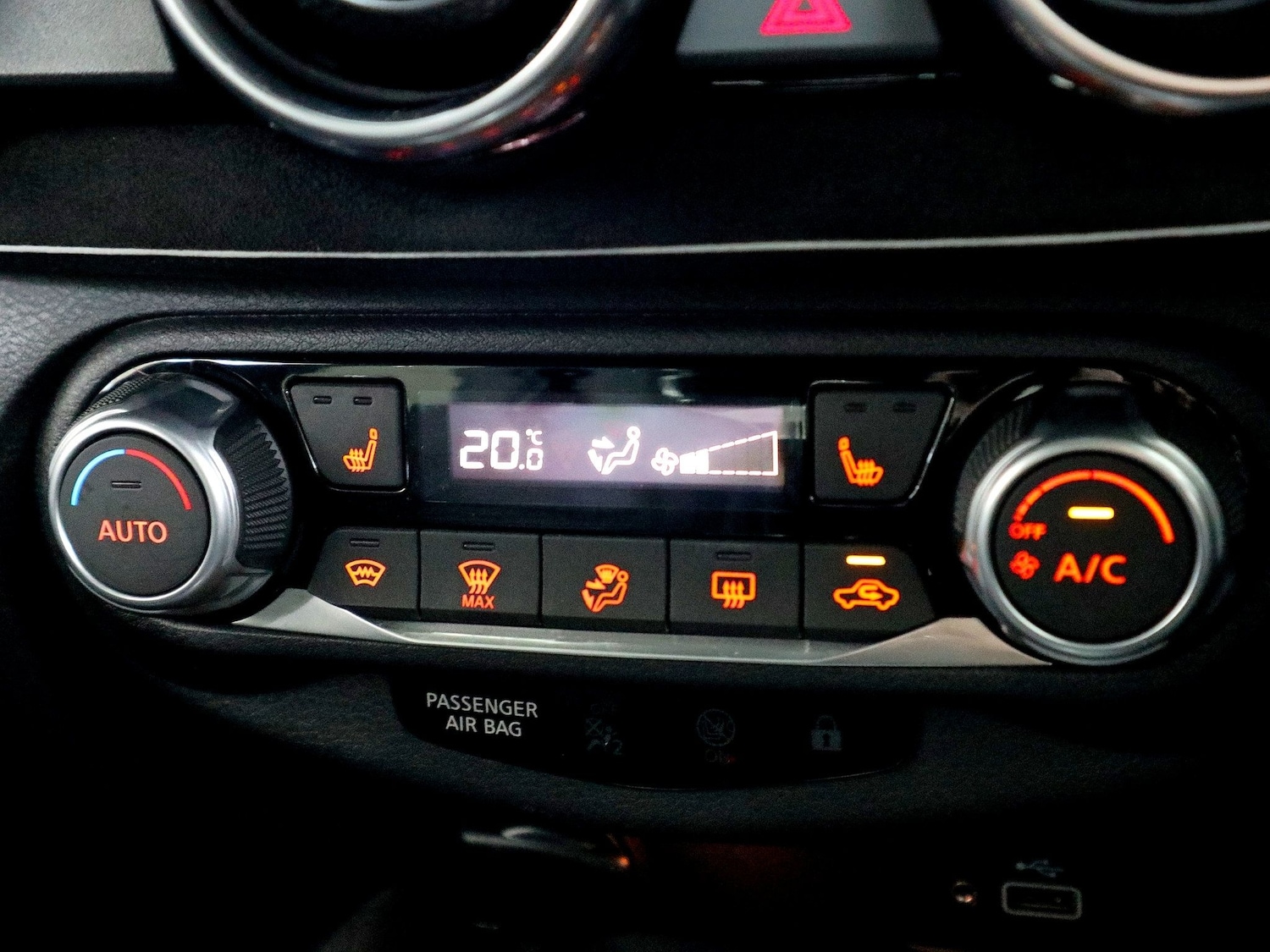 Used Nissan Juke 2020 for sale - 76011941: Photo 34