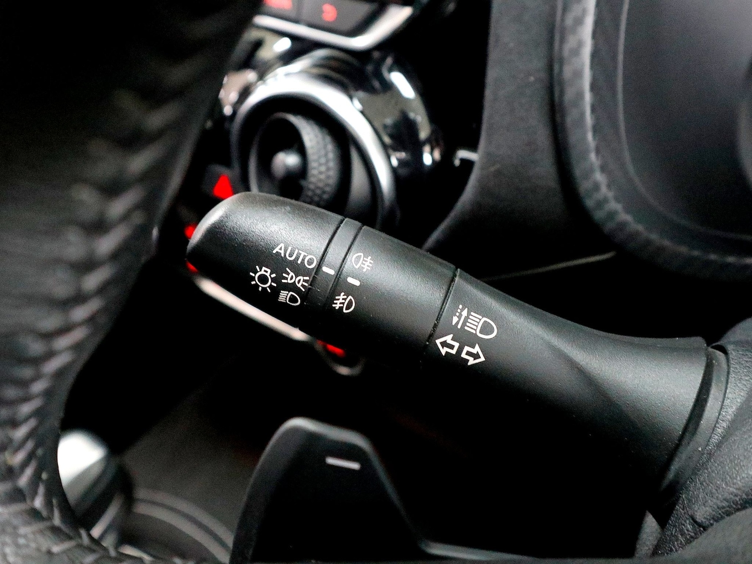 Used Nissan Juke 2020 for sale - 76011941: Photo 39