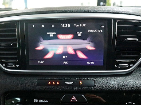 Used Kia Sportage 2021 for sale - 74179560: Photo 32