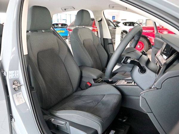 Used Volkswagen Golf 2020 for sale - 74179564: Photo 16