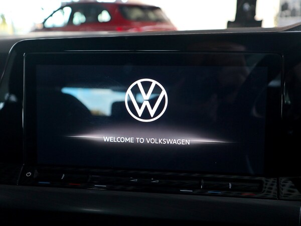 Used Volkswagen Golf 2020 for sale - 74179564: Photo 31