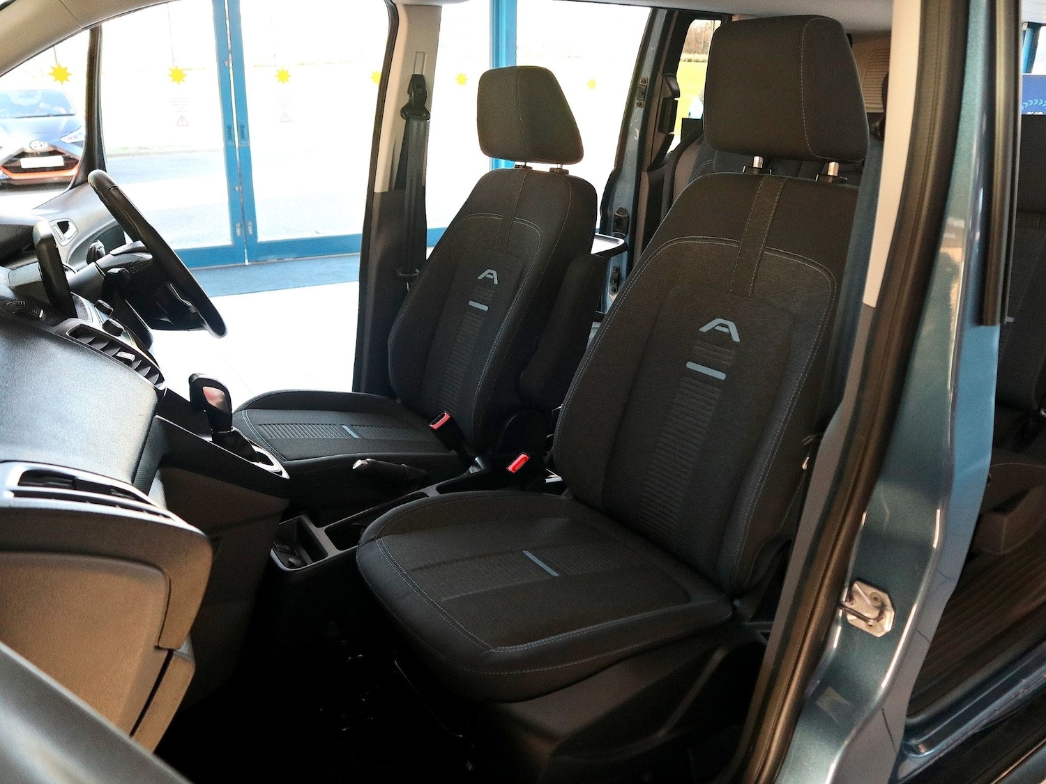 Used Ford Grand Tourneo Connect 2022 for sale - 77039124: Photo 16