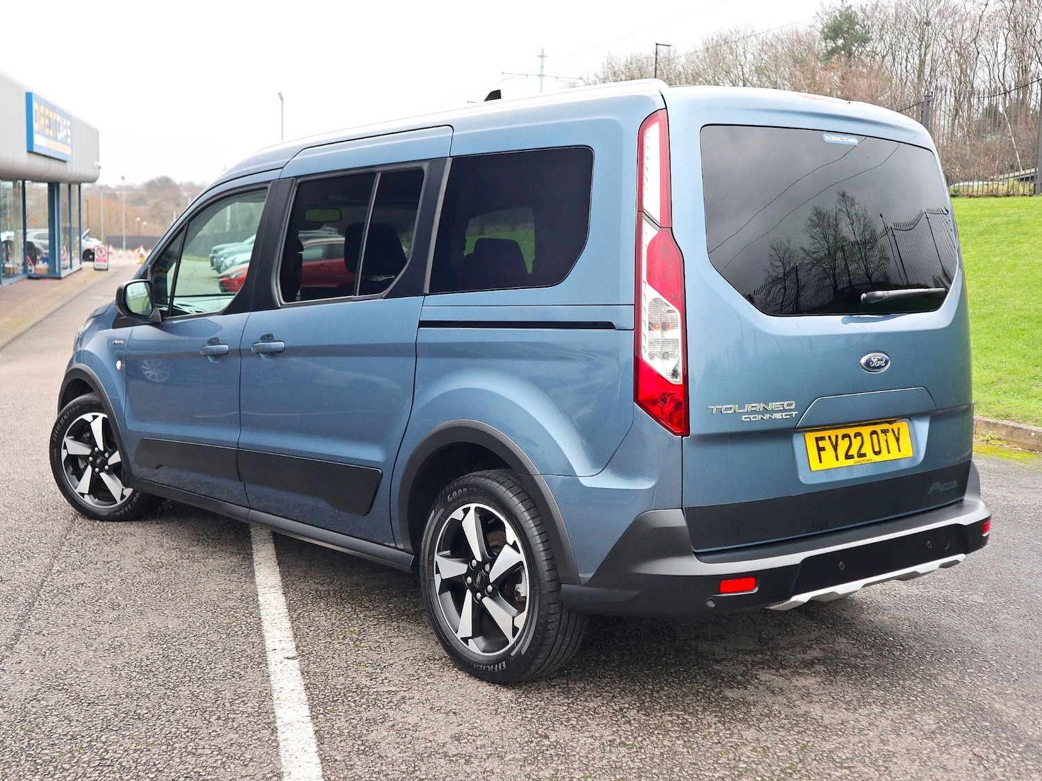 Used Ford Grand Tourneo Connect 2022 for sale - 77039124: Photo 2