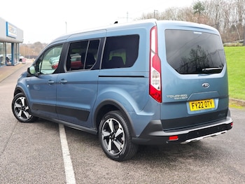 Used Ford Grand Tourneo Connect 2022 for sale - 77039124: Photo