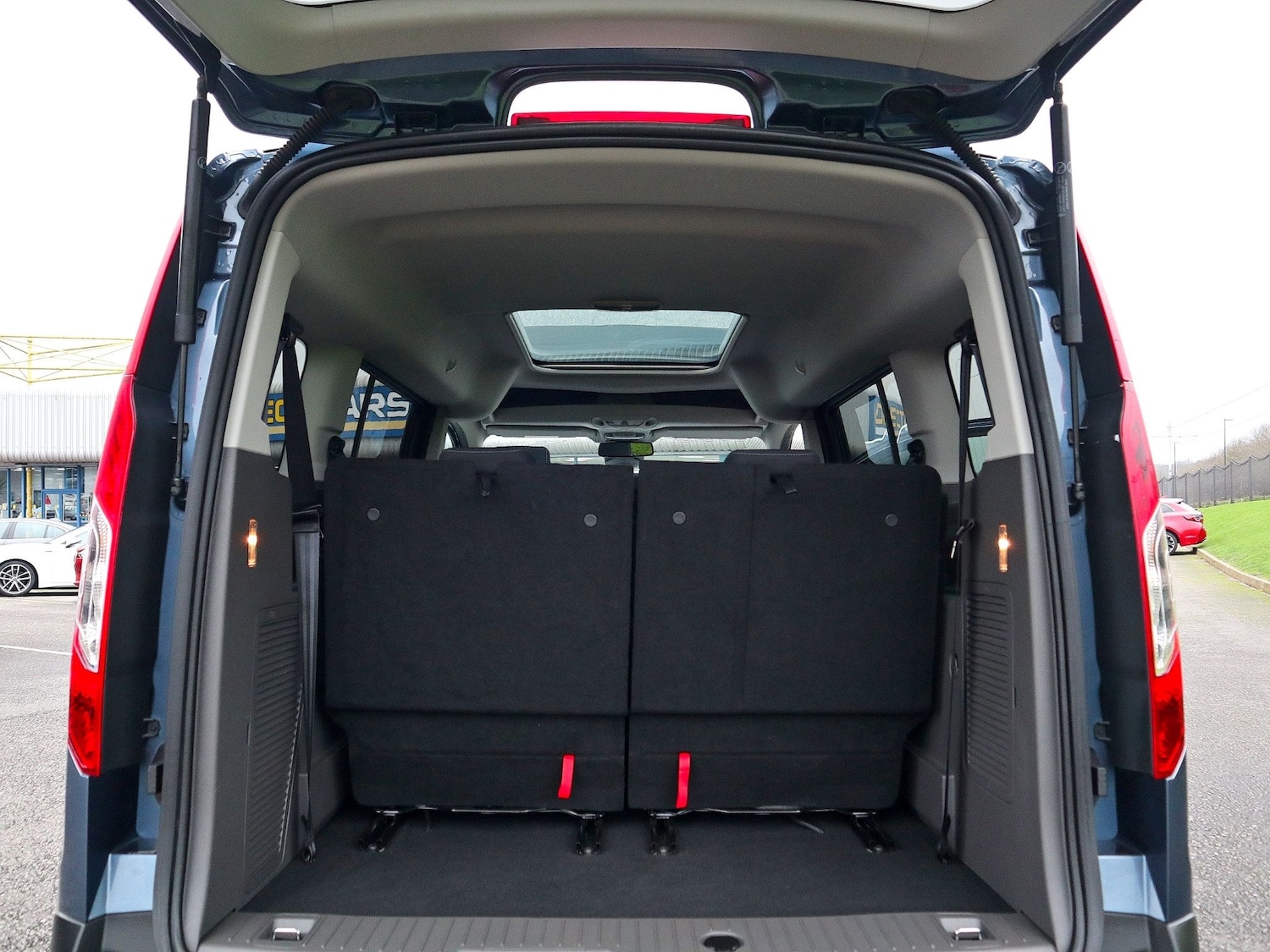 Used Ford Grand Tourneo Connect 2022 for sale - 77039124: Photo 5