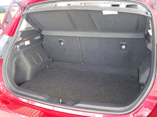 Used Toyota Auris 2018 for sale - 75530314: Photo 20
