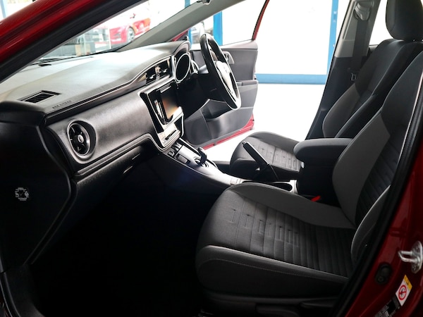 Used Toyota Auris 2018 for sale - 75530314: Photo 4
