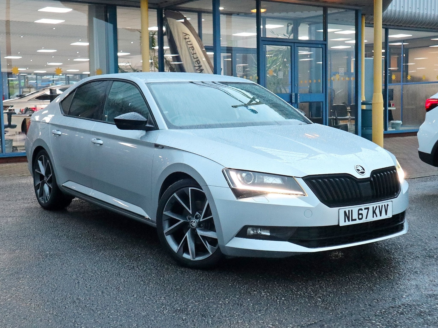 Used Skoda Superb 2017 for sale - 76511068: Photo 1