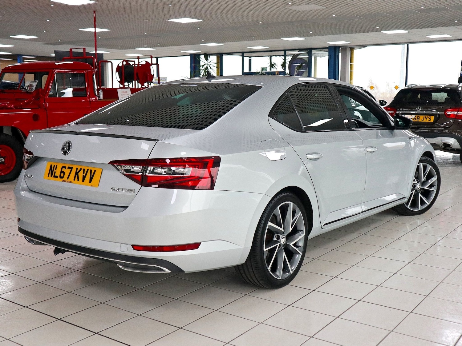 Used Skoda Superb 2017 for sale - 76511068: Photo 11