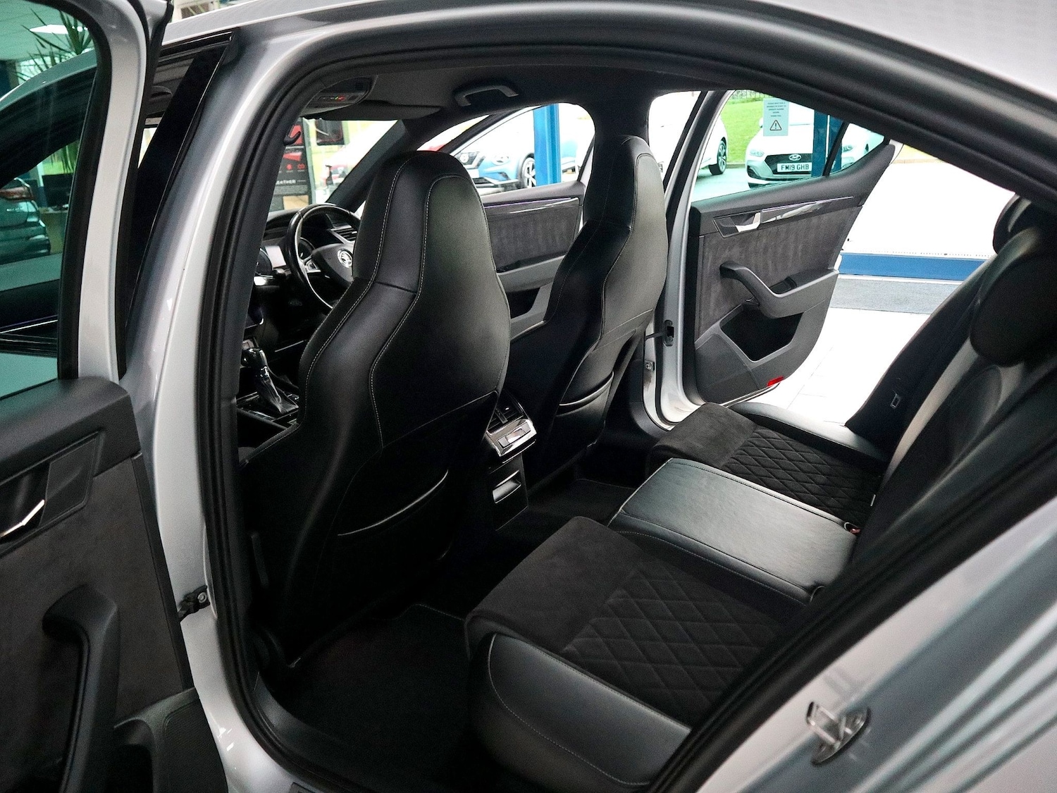 Used Skoda Superb 2017 for sale - 76511068: Photo 21