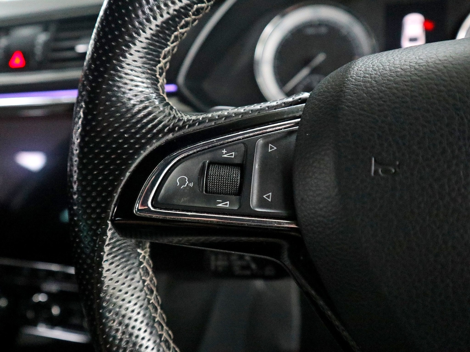 Used Skoda Superb 2017 for sale - 76511068: Photo 28