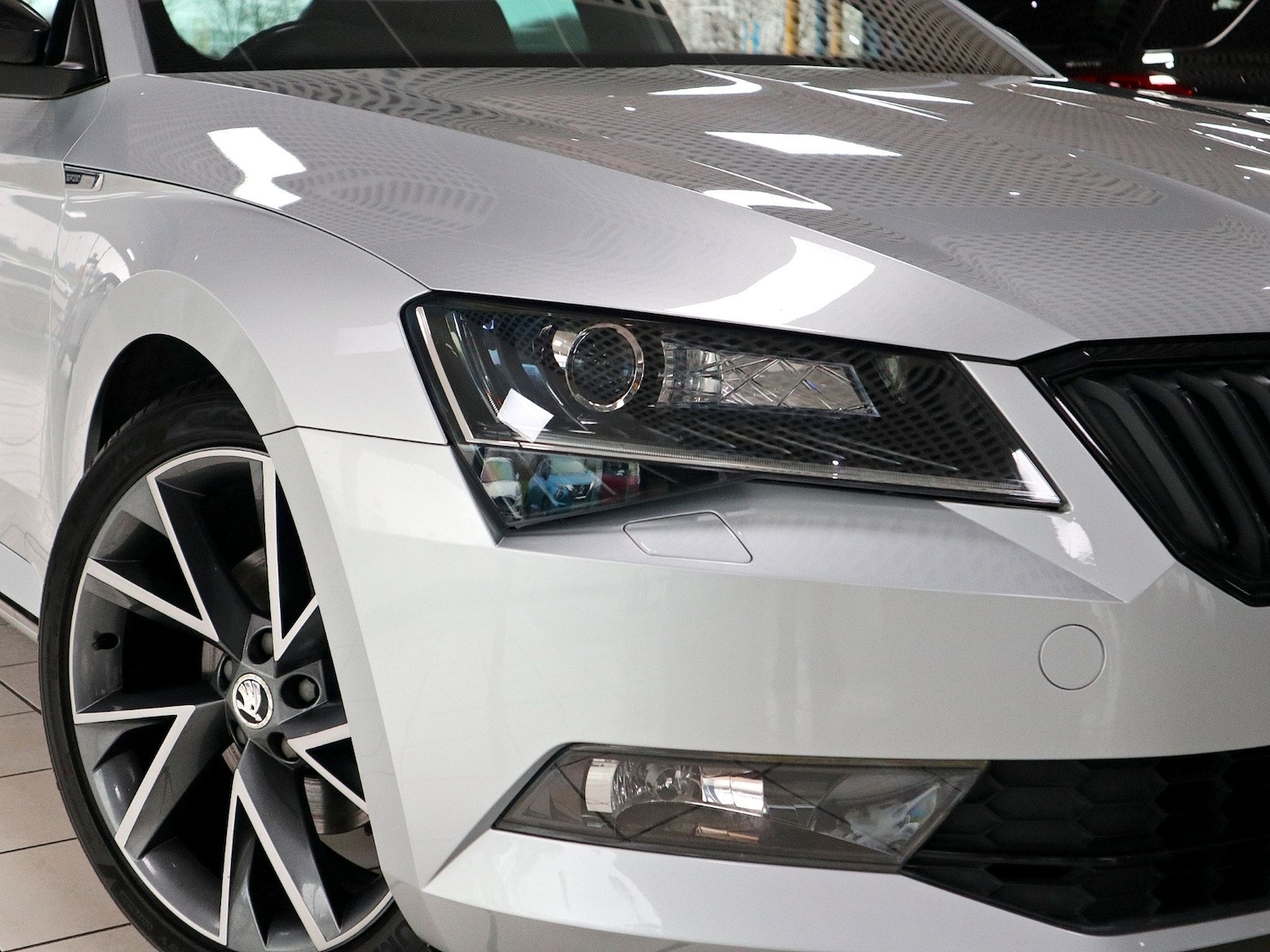 Used Skoda Superb 2017 for sale - 76511068: Photo 5